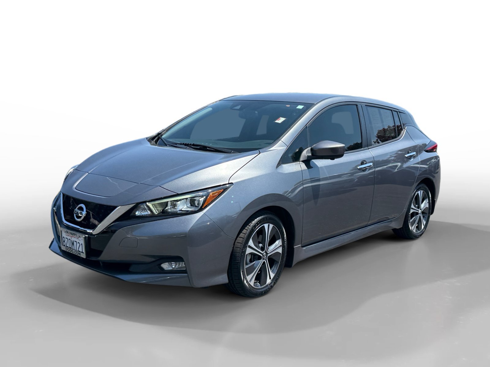 Used 2022 Gun Metallic Nissan SV image 1