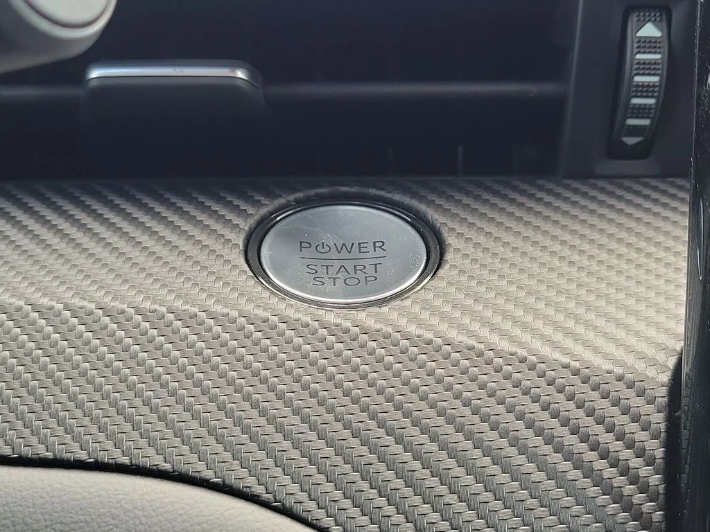 New 2026 Glacier Gray Metallic Tri-coat Ford Premium image 25