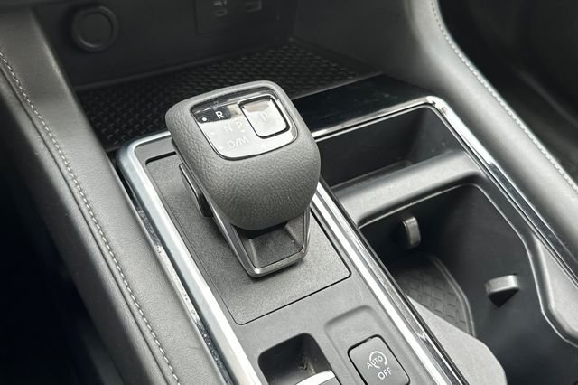Used 2025 White Nissan SV image 21