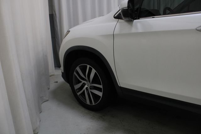 Used 2016 White Honda Elite image 32