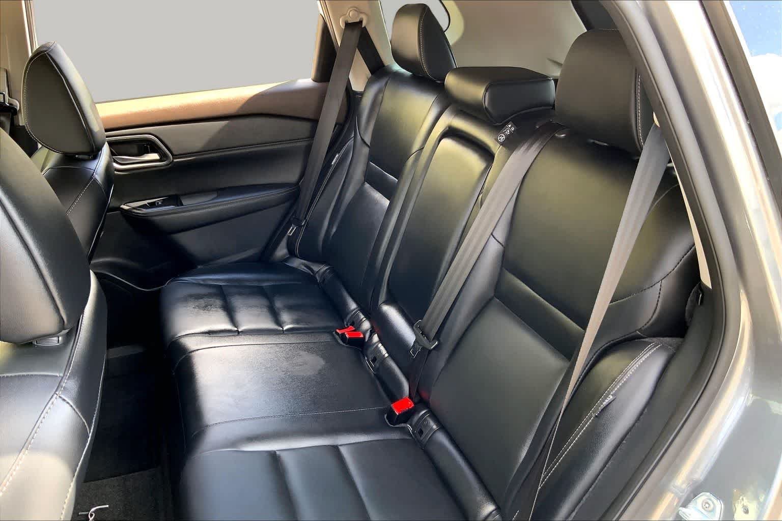 Used 2023 Gun Metallic Nissan SL image 18