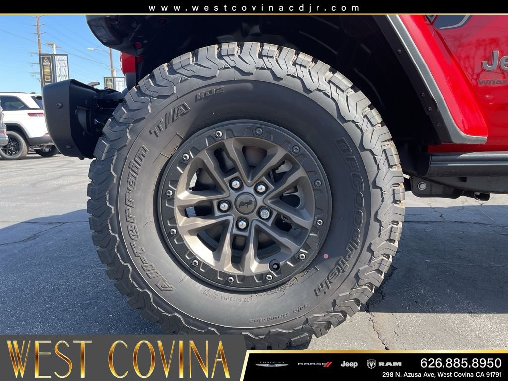 New 2024 Firecracker Red Clear-Coat Exterior Paint Jeep Rubicon 392 image 10