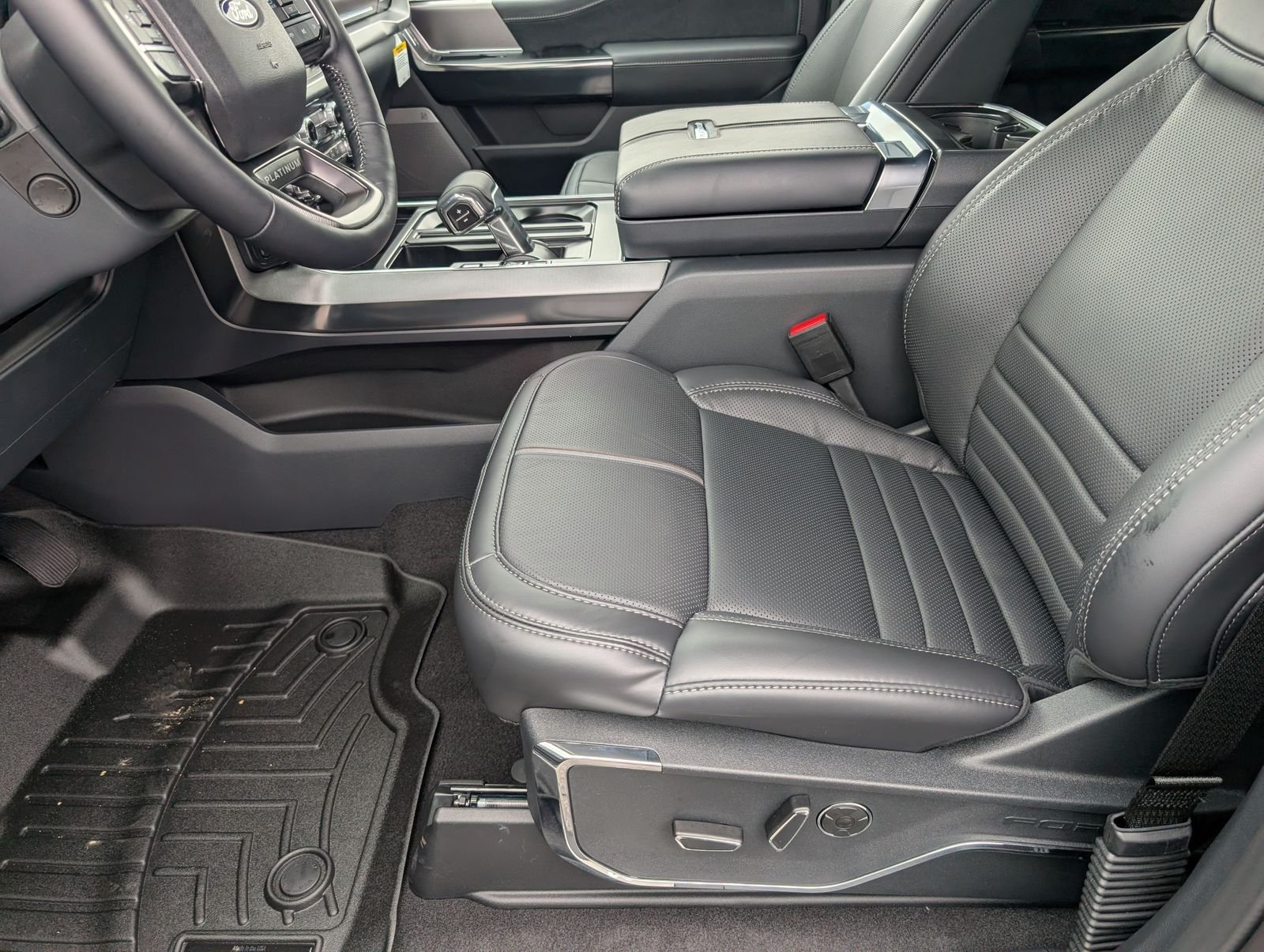 New 2026 Carbonized Gray Metallic Ford Platinum image 14