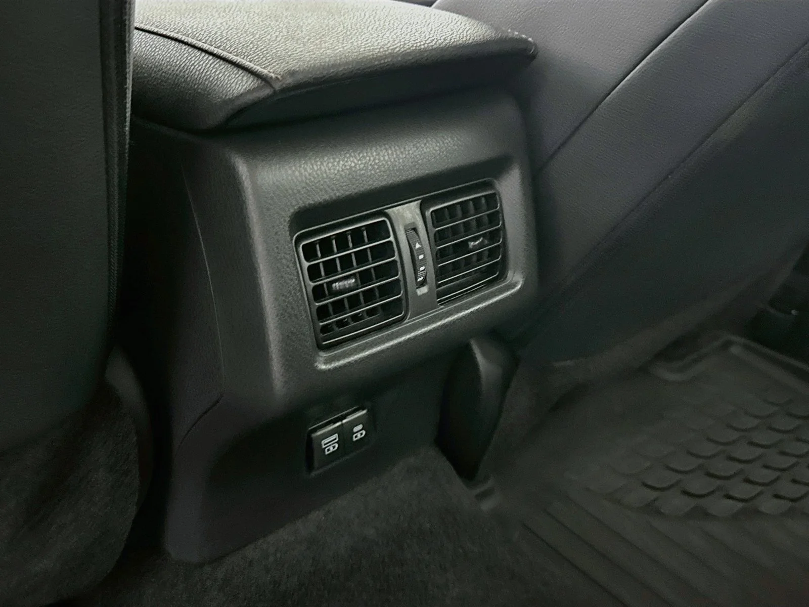 Certified Used 2025 Beige Toyota XLE image 25