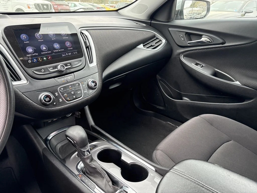 Used 2024 Gray Chevrolet LT image 20