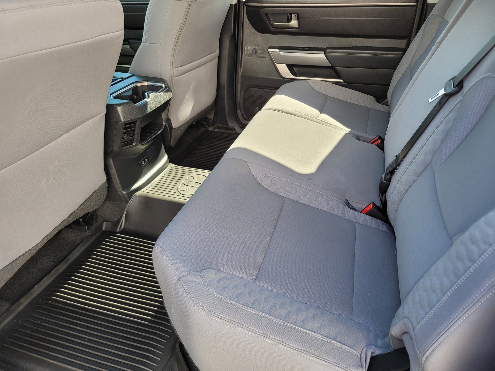 Used 2024  Toyota SR5 image 12