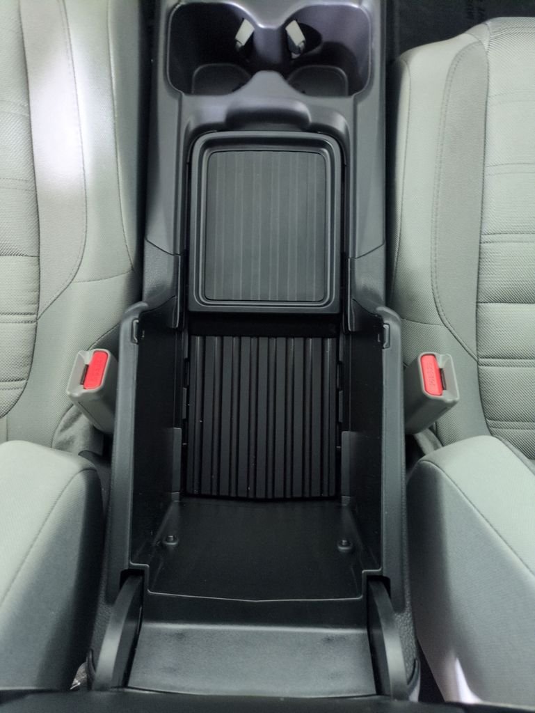 Used 2020  Honda EX image 25