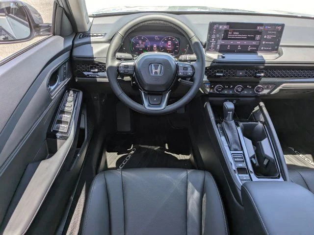 New 2026 Urban Gray Pearl Honda Touring image 15