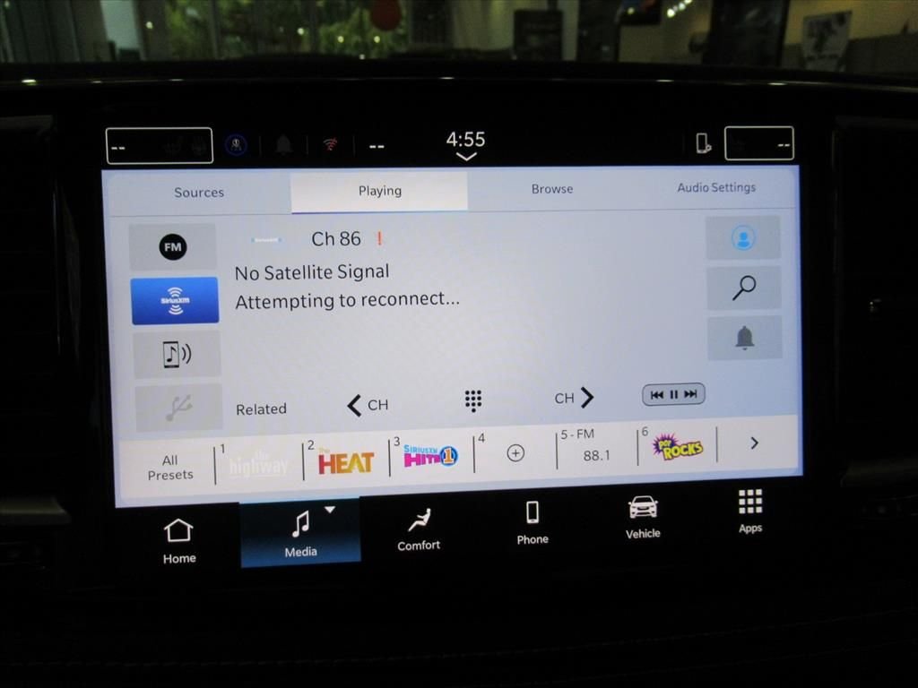 2026 Chrysler Pacifica Select - Photo 23