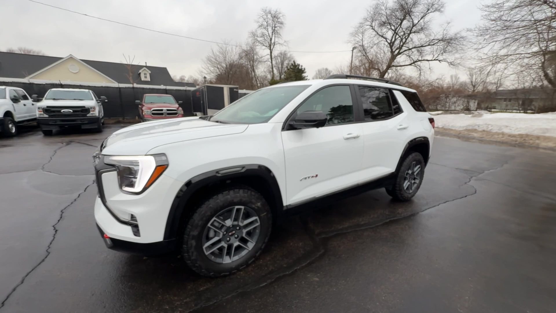 New 2026 Summit White GMC AT4 image 4
