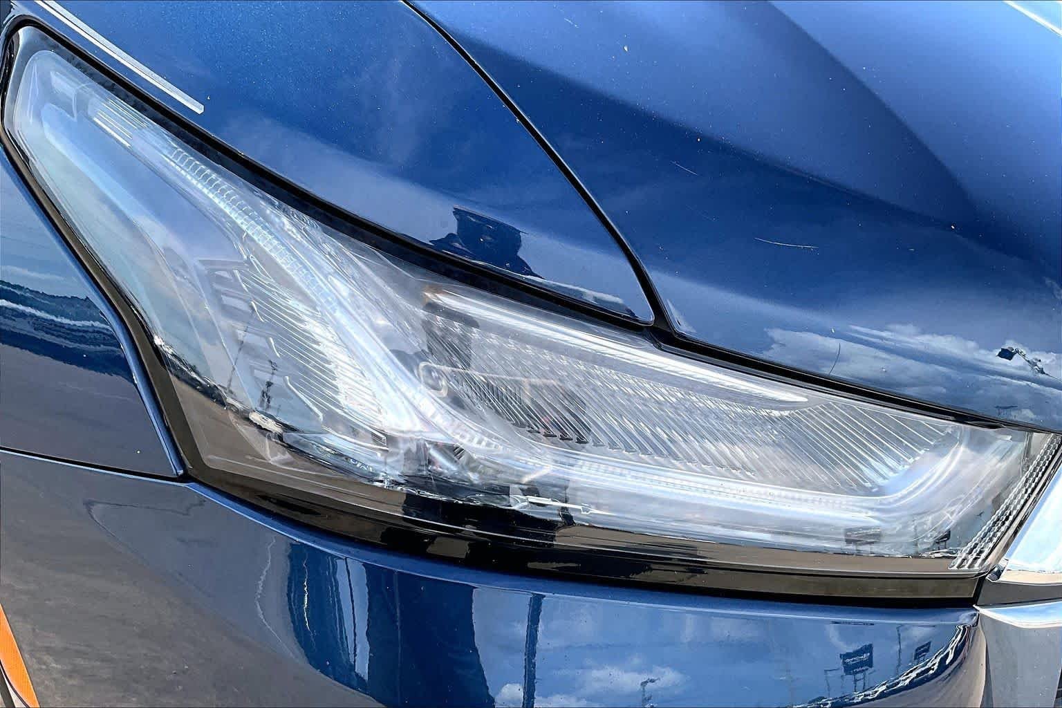 Used 2023 Northsky Blue Metallic Chevrolet LT Cloth image 28