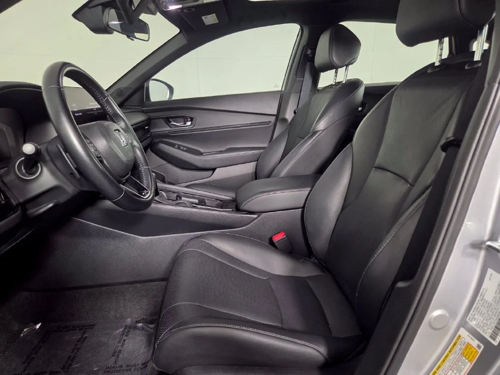 Used 2025 Solar Silver Metallic Honda Sport-L image 9