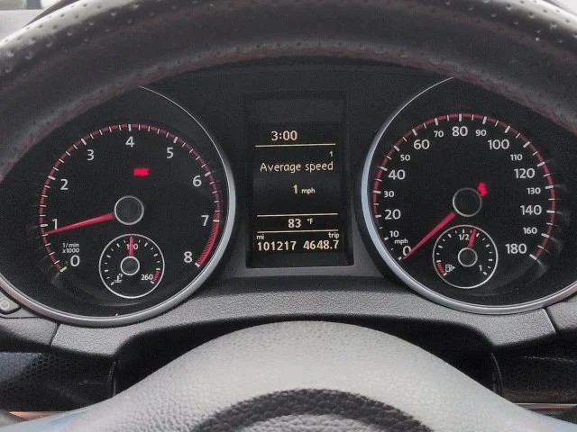 Used 2014 Black Volkswagen  image 26