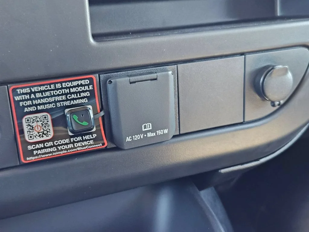 2025 Chevrolet Express Cargo Work Van - Photo 25