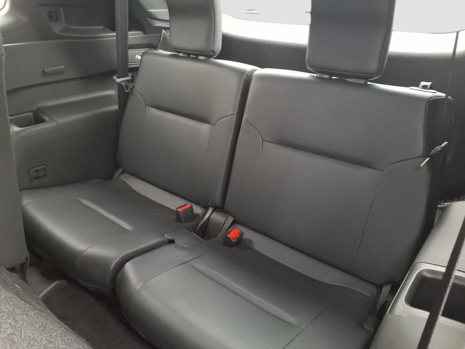 Used 2025 Blue Mitsubishi SE image 15