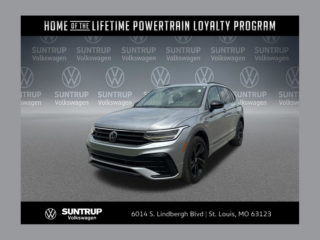 2023 Volkswagen Tiguan 2.0T SE R-Line Black's photo