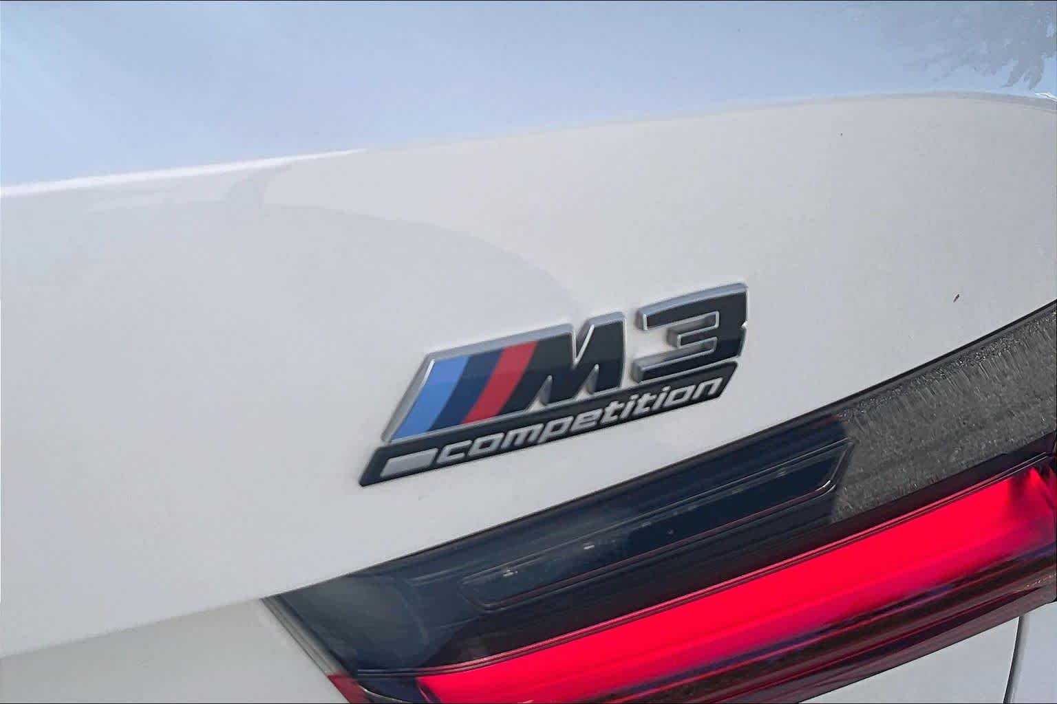 Certified Used 2025 Alpine White BMW Competition xDrive image 32