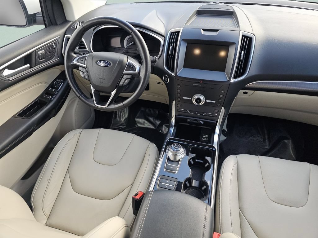 Used 2020 White Metallic Ford Titanium image 28