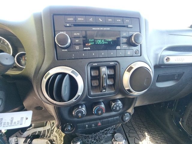 Used 2013 Blue Jeep Unlimited Sport image 28
