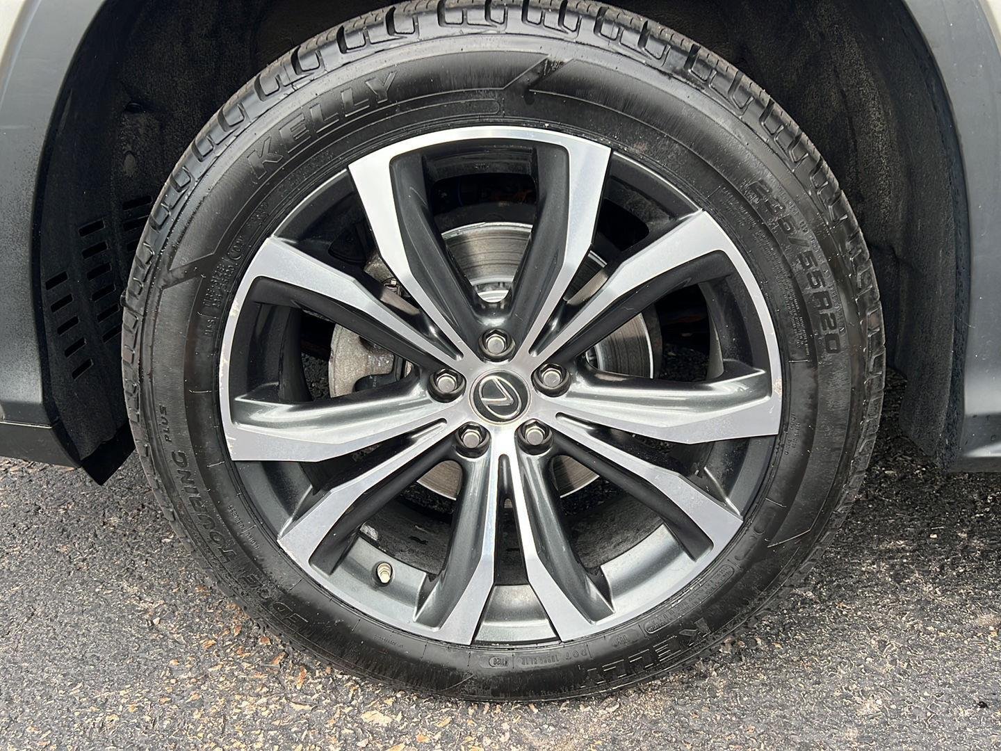 Used 2022 Atomic Silver Lexus RX 350 image 28