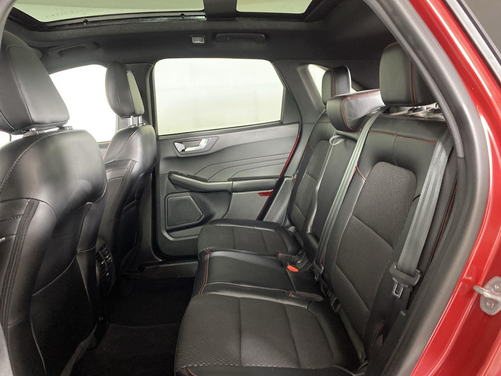 Used 2023 Rapid Red Metallic Tinted Clearcoat Ford ST-Line image 24