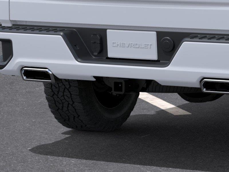 New 2026 Summit White Chevrolet RST image 14