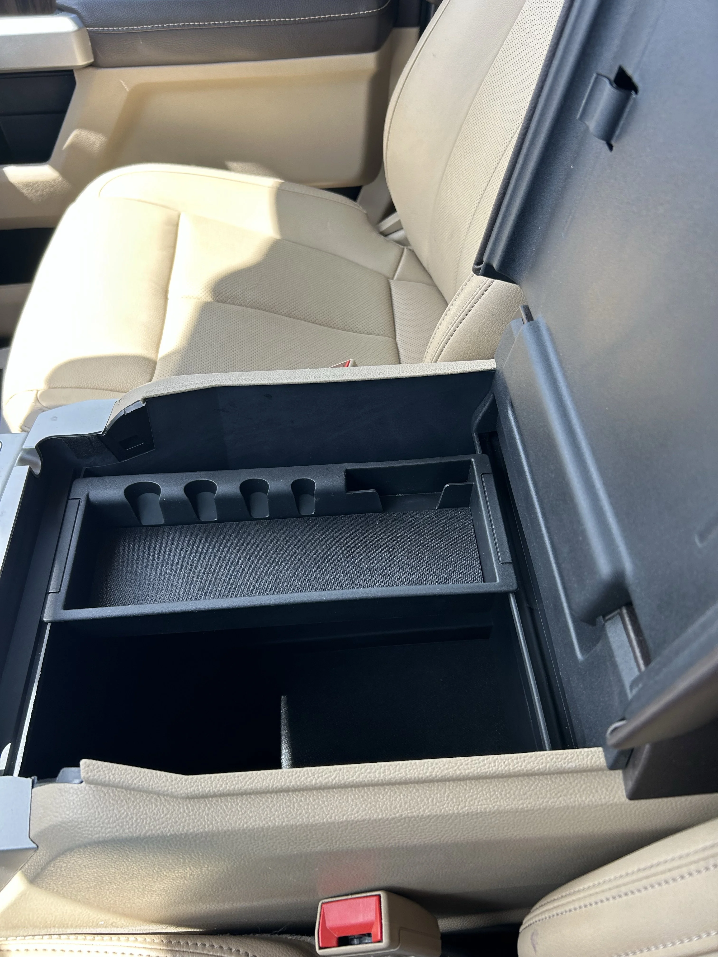 Used 2020 Gray Ford LARIAT image 18