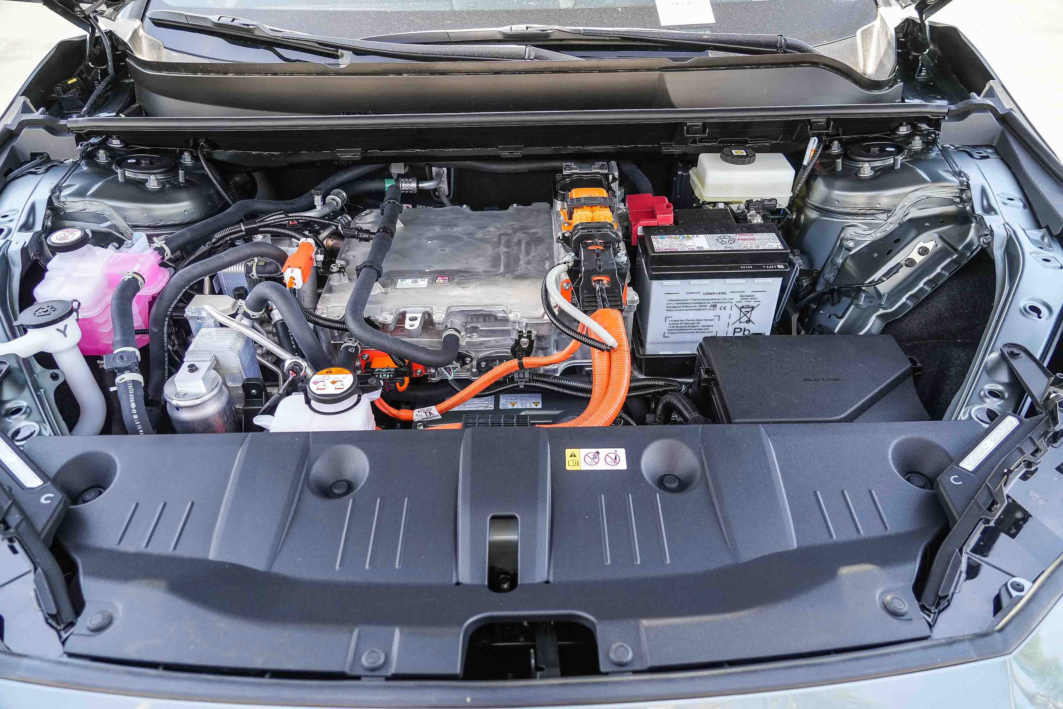 2026 Toyota C-HR XSE - Photo 13