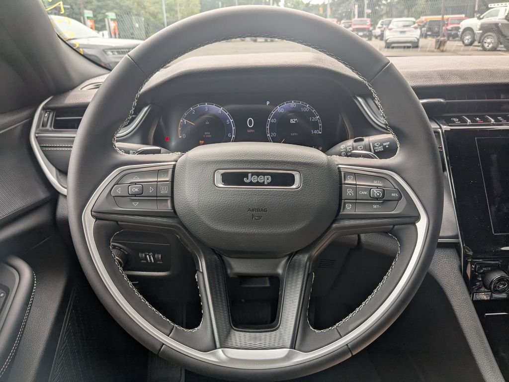 2025 Jeep Grand Cherokee L Laredo - Photo 12