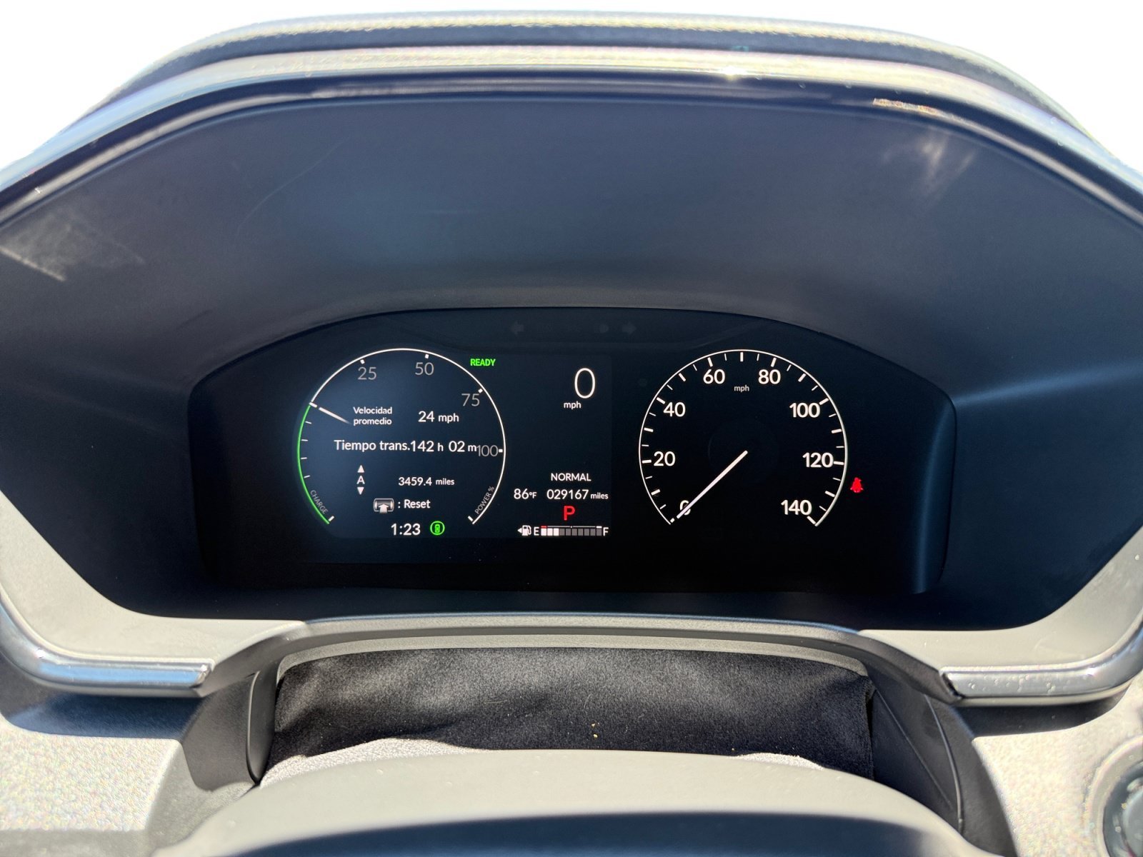 Used 2025 Solar Silver Metallic Honda Sport-L image 11