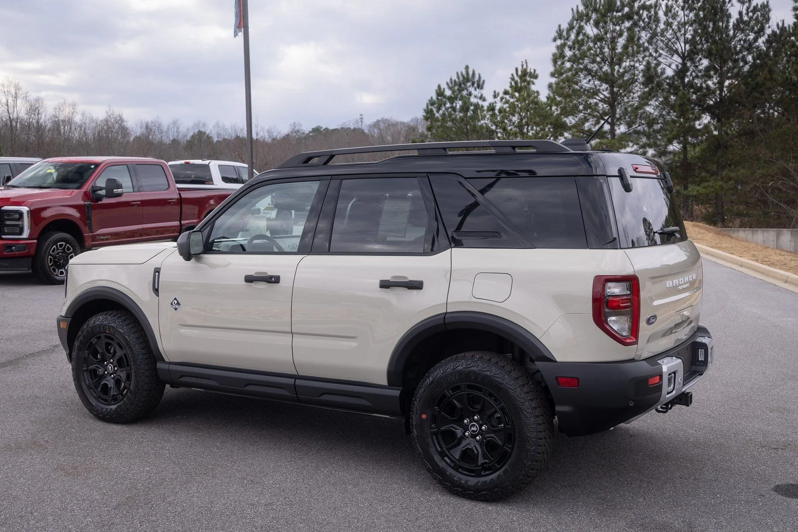 New 2025 Desert Sand Ford Outer Banks® image 7