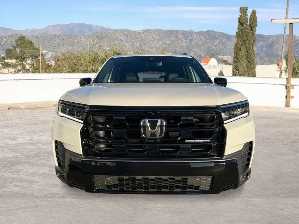 New 2026 Platinum White Pearl Honda Black Edition image 8