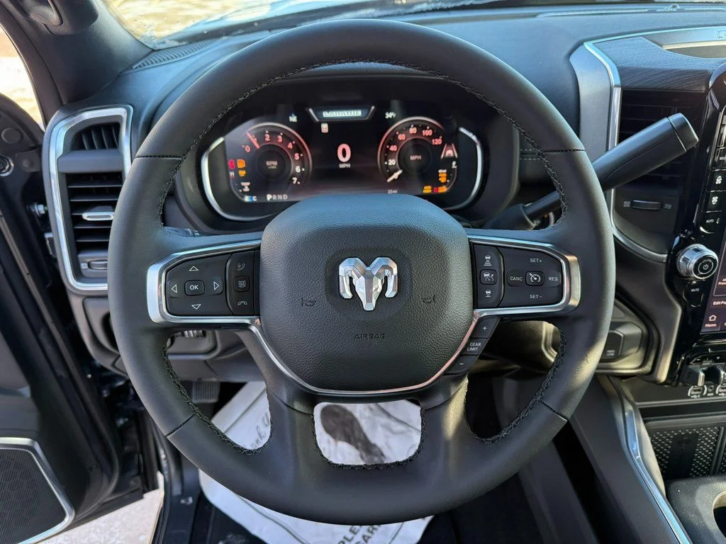 2026 RAM 3500 Laramie - Photo 19