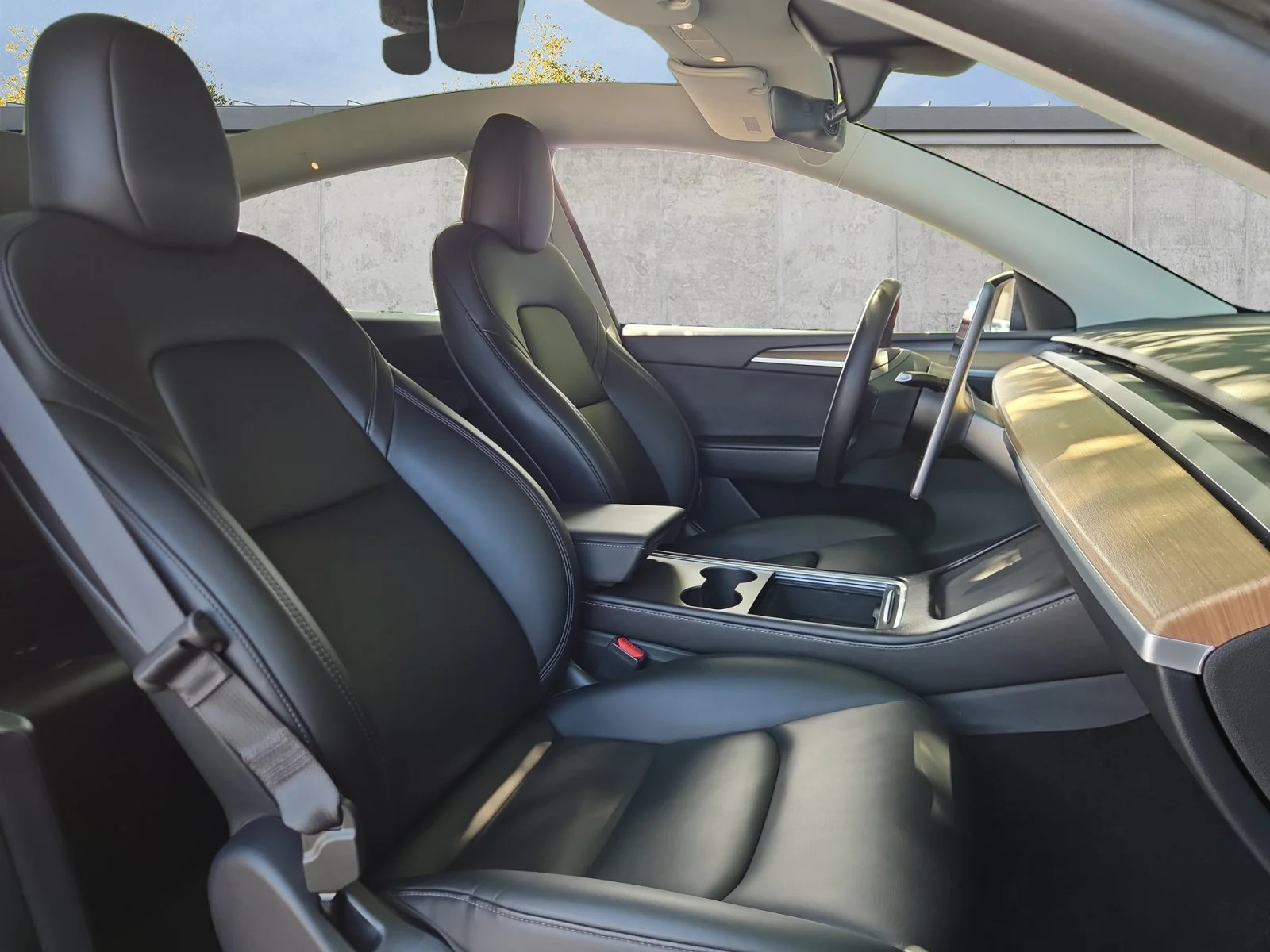 Used 2025 Stealth Gray Tesla Long Range image 15