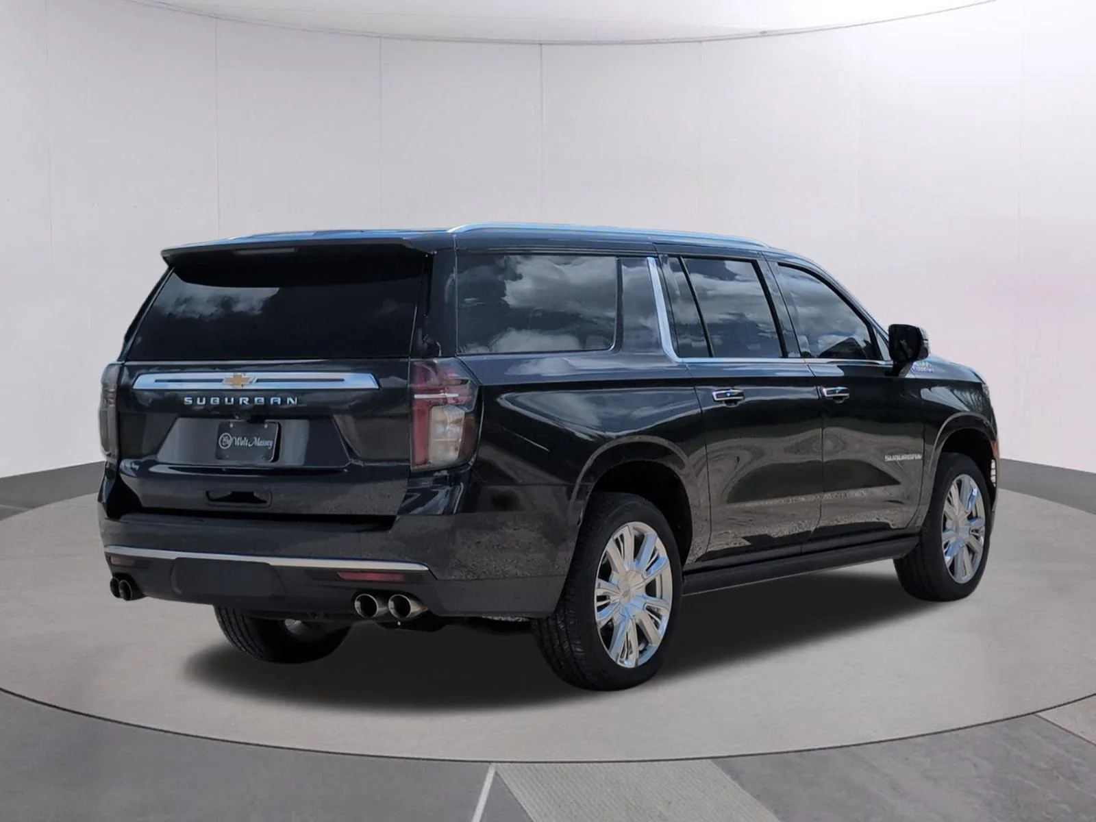 Used 2023 Dark Ash Metallic Chevrolet High Country image 7