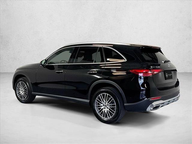 New 2026 Black Mercedes-Benz GLC 300 image 37