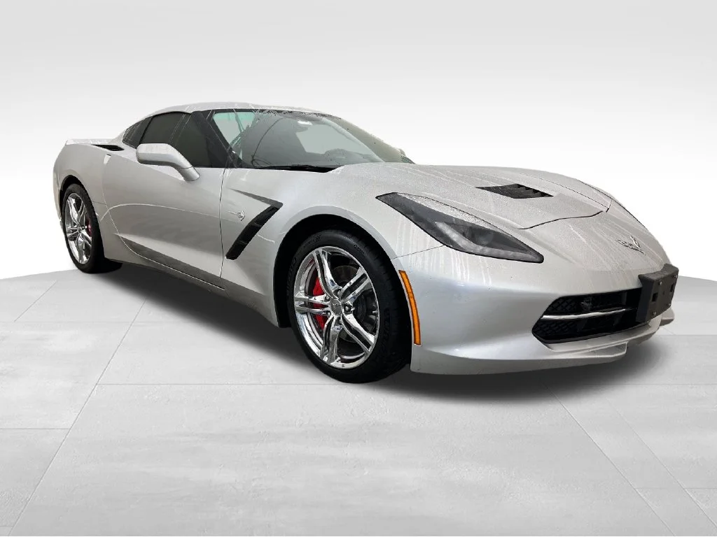 Used 2016 Silver Chevrolet Stingray image 7