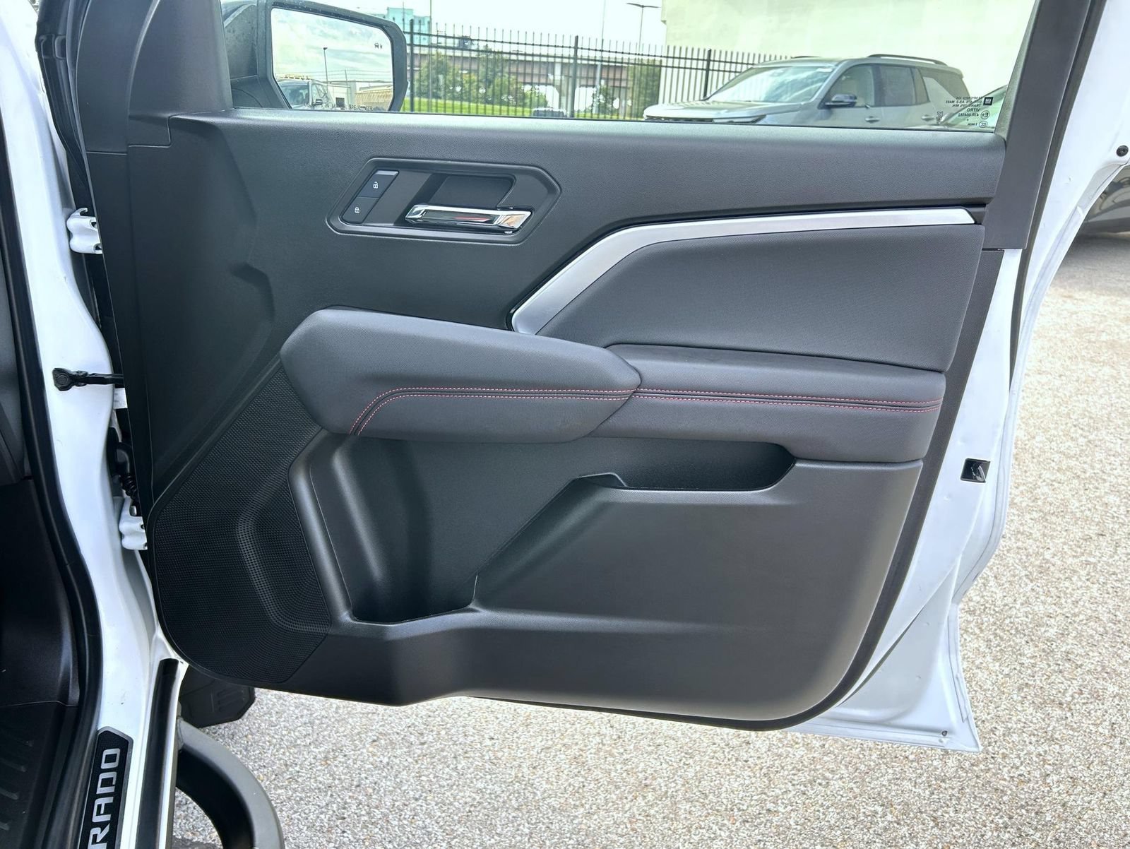 2024 Chevrolet Colorado Z71 - Photo 15