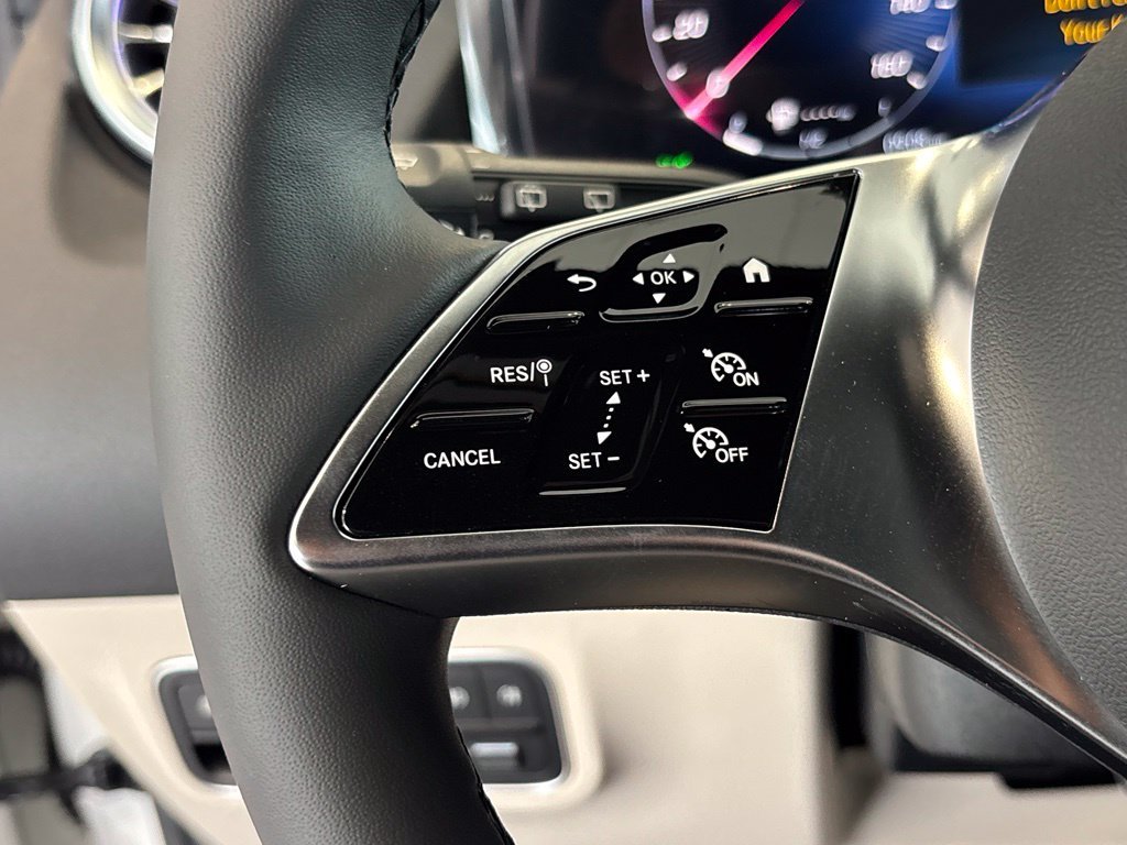 New 2026 Polar White Mercedes-Benz GLA 250 image 16