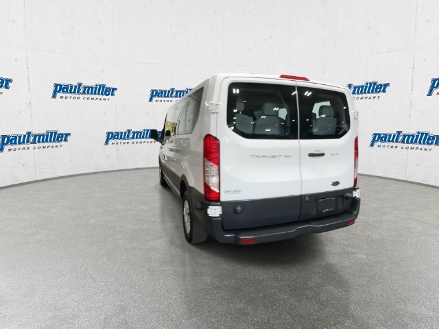 Used 2016 White Ford XLT image 9