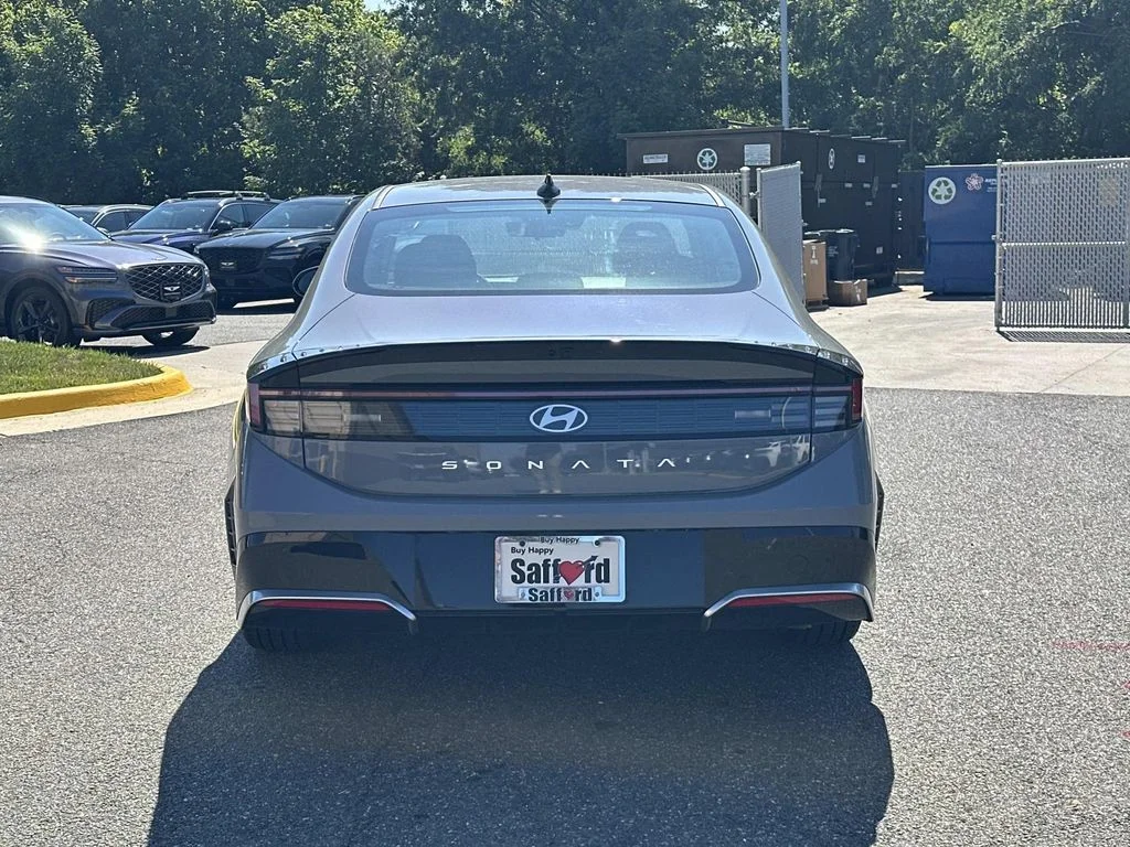 Used 2026 Blue Hyundai SEL Sport image 6