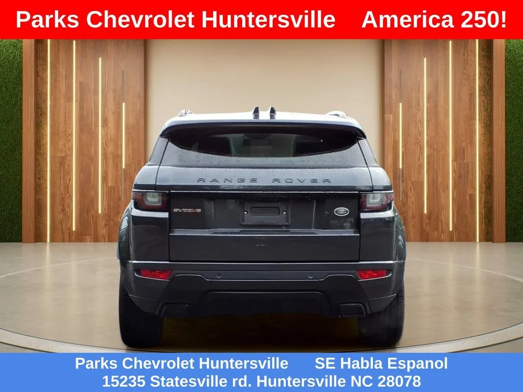Used 2018 Gray Land Rover HSE Dynamic image 30