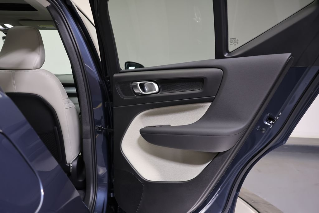 Used 2026 Denim Blue Volvo B5 Ultra image 45