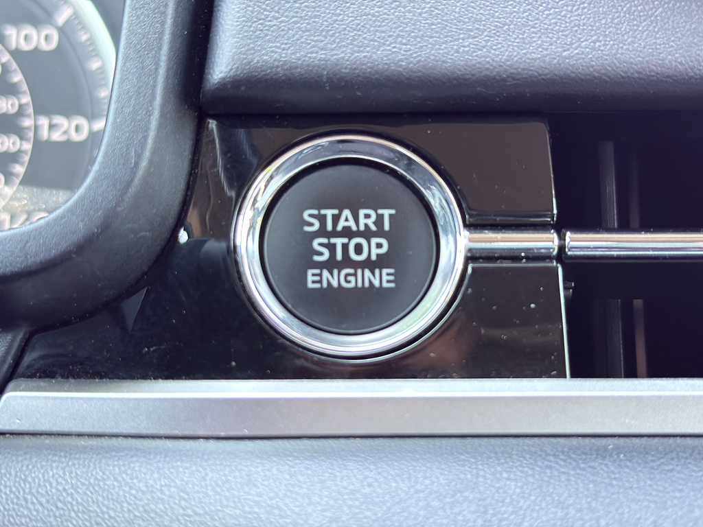 Used 2024 Gray Mitsubishi SE image 24