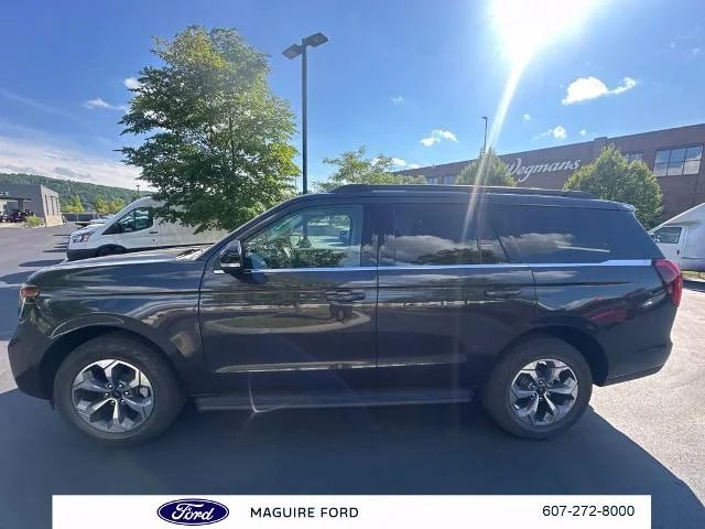 New 2027 Dark Matter Gray Metallic Ford Active image 25