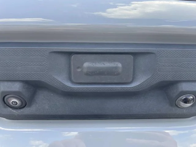 Used 2025 Gray Chevrolet Custom image 8
