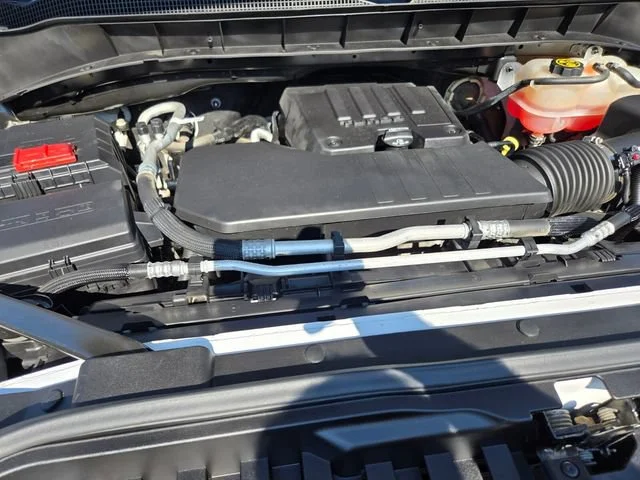 Used 2022 Summit White Chevrolet WT image 20