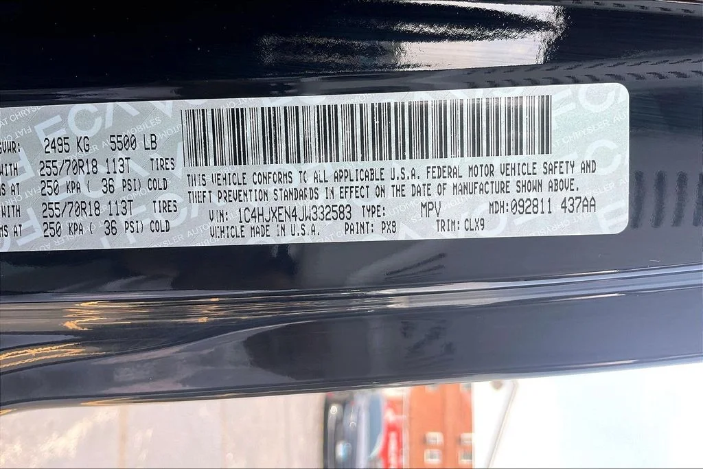 Used 2018 Black Jeep Unlimited Sahara image 32