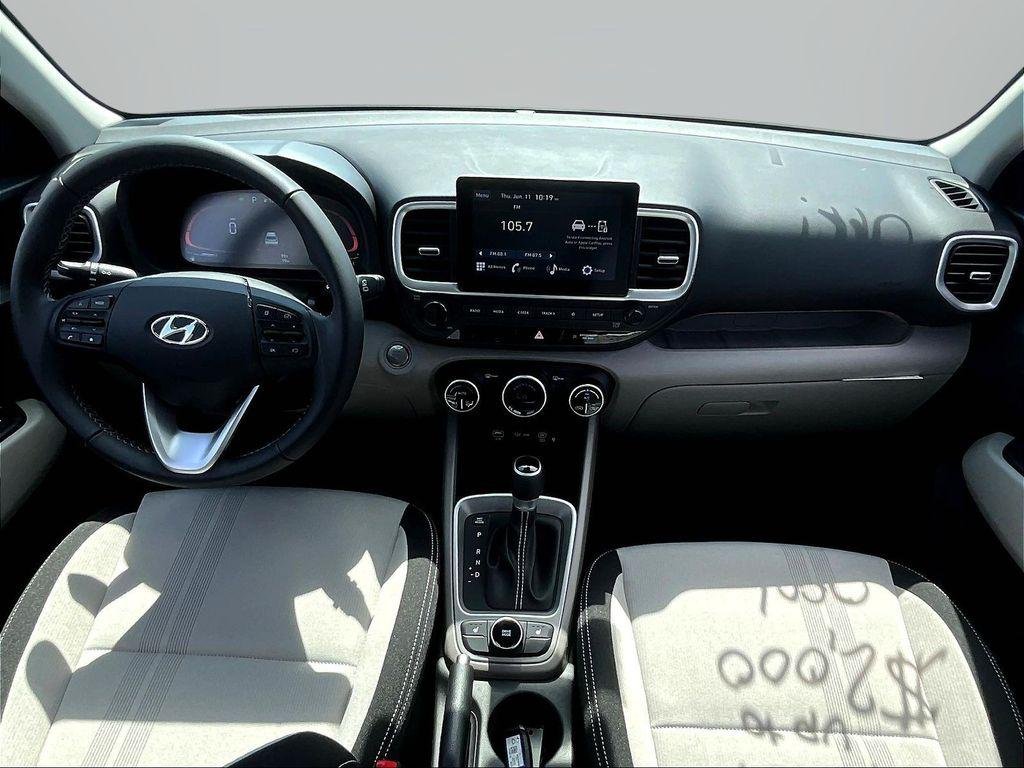 New 2026 Silver Hyundai SEL image 5