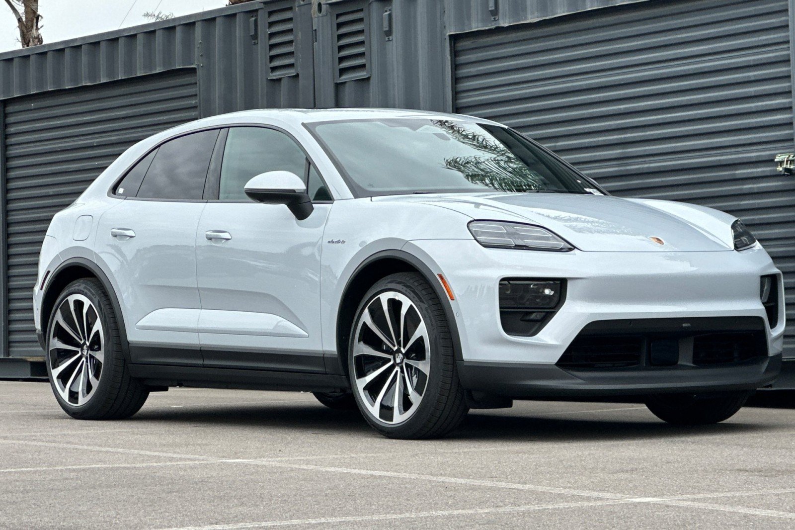 2026 Porsche Macan Base - Photo 10